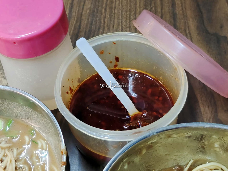 愛麵族︱宜蘭東門夜市︱餛飩魚丸湯.麻醬麵.炸醬麵︱不定休老味道 愛麵族︱宜蘭東門夜市︱餛飩魚丸湯.麻醬麵.炸醬麵︱不定休老味道
