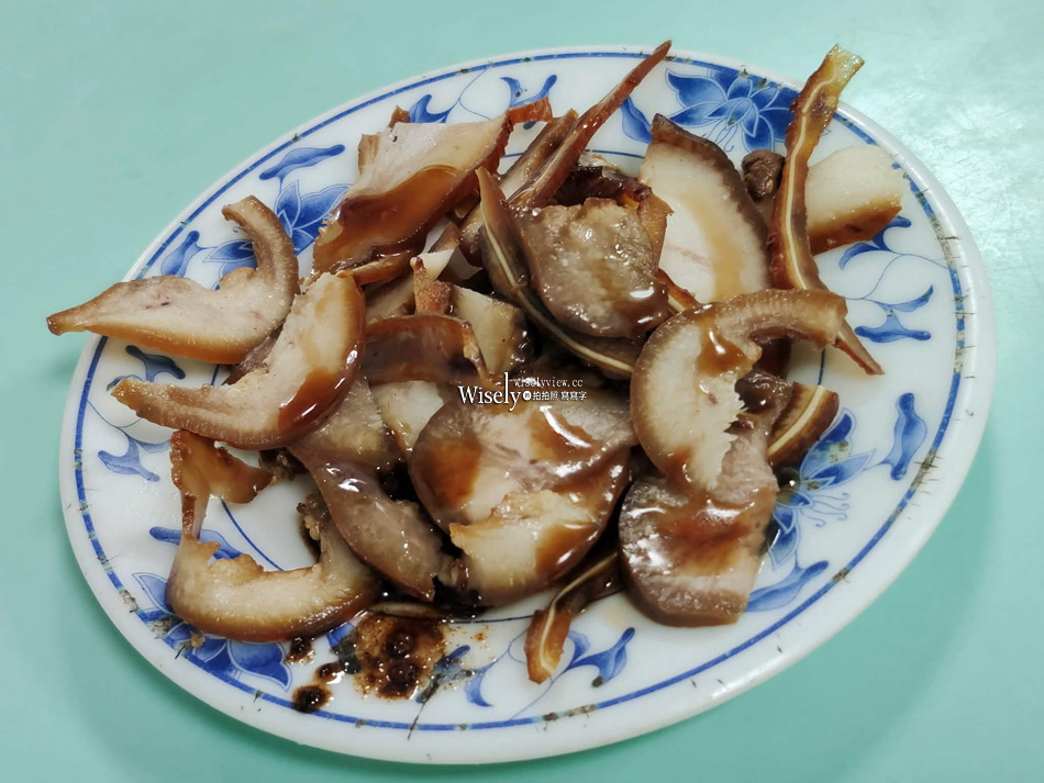 駝背麵食店︱宜蘭市40多年老店︱餛飩魚丸湯.香菇炸醬麵︱宜蘭轉運站 駝背麵食店︱宜蘭市40多年老店︱餛飩魚丸湯.香菇炸醬麵︱宜蘭轉運站