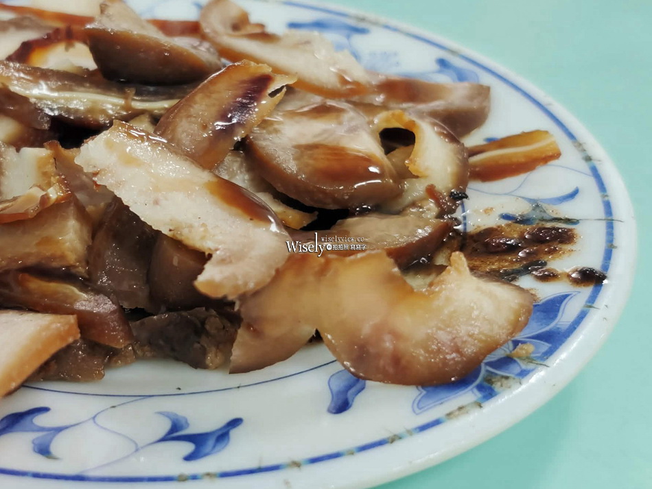 駝背麵食店︱宜蘭市40多年老店︱餛飩魚丸湯.香菇炸醬麵︱宜蘭轉運站 駝背麵食店︱宜蘭市40多年老店︱餛飩魚丸湯.香菇炸醬麵︱宜蘭轉運站