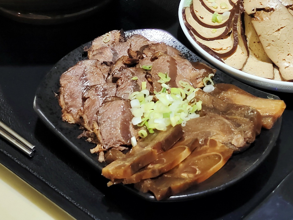阿彰的店︱新北永和牛肉麵︱價格偏高份量不多︱捷運永安市場站 阿彰的店︱新北永和牛肉麵︱價格偏高份量不多︱捷運永安市場站