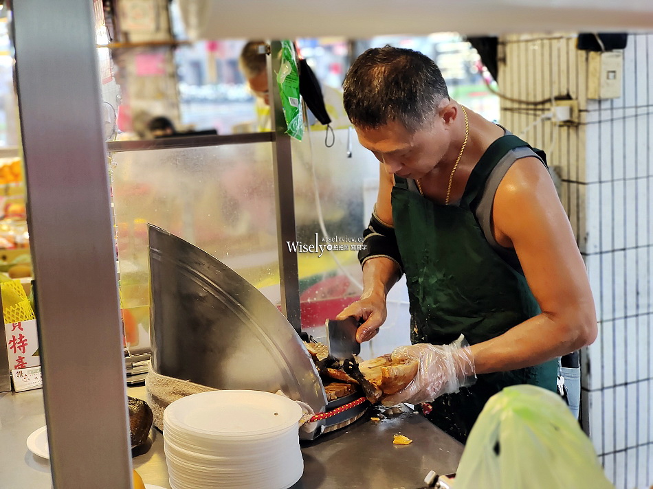 (讚) 甘蔗雞 鹽水雞︱新店建國市場排隊店︱彈性十足黑羽雞︱捷運七張站