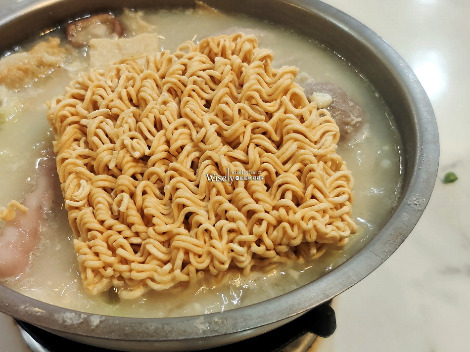 涮嘴 興隆店︱台北景美小火鍋︱麵飯冰品飲料吧吃到飽︱捷運萬芳醫院站 涮嘴 興隆店︱台北景美小火鍋︱麵飯冰品飲料吧吃到飽︱捷運萬芳醫院站