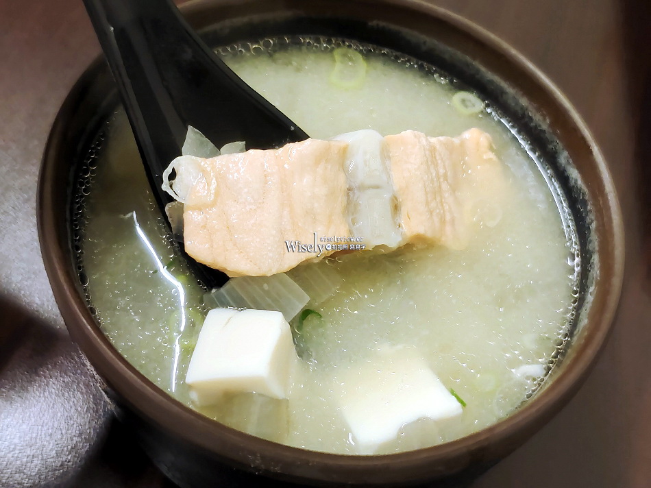 Hitori壽司︱宜蘭市復興路美食︱日式丼飯.握壽司.生魚片︱限量芋香壽司 Hitori壽司︱宜蘭市復興路美食︱日式丼飯.握壽司.生魚片︱限量芋香壽司