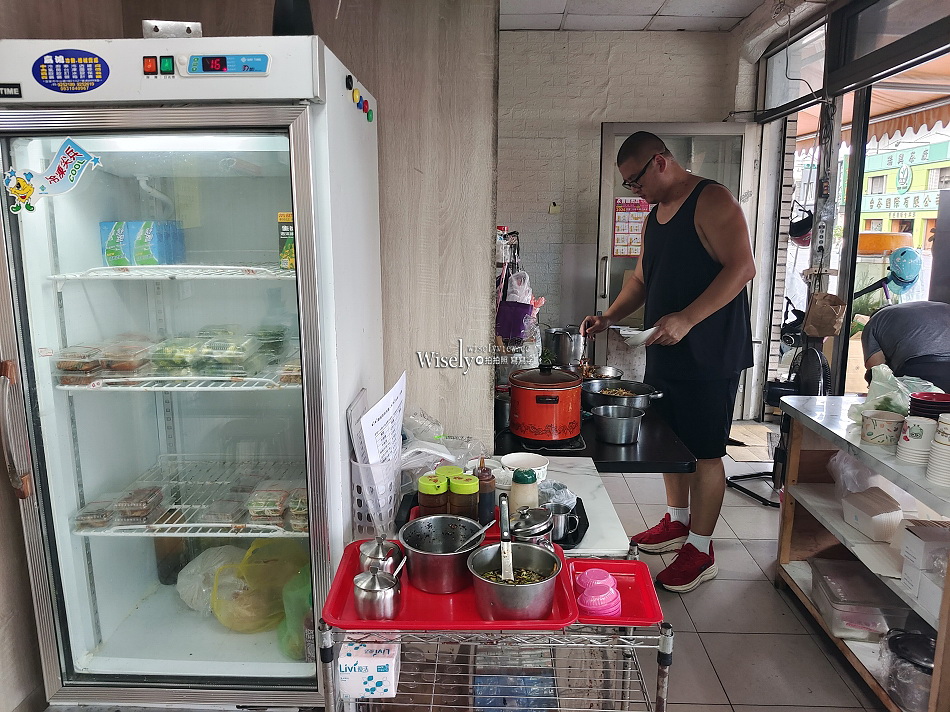 四城無名牛雜湯︱宜蘭礁溪低調美食︱蝦仁水餃.魯肉飯.煙燻豬耳朵 四城無名牛雜湯︱宜蘭礁溪低調美食︱蝦仁水餃.魯肉飯.煙燻豬耳朵