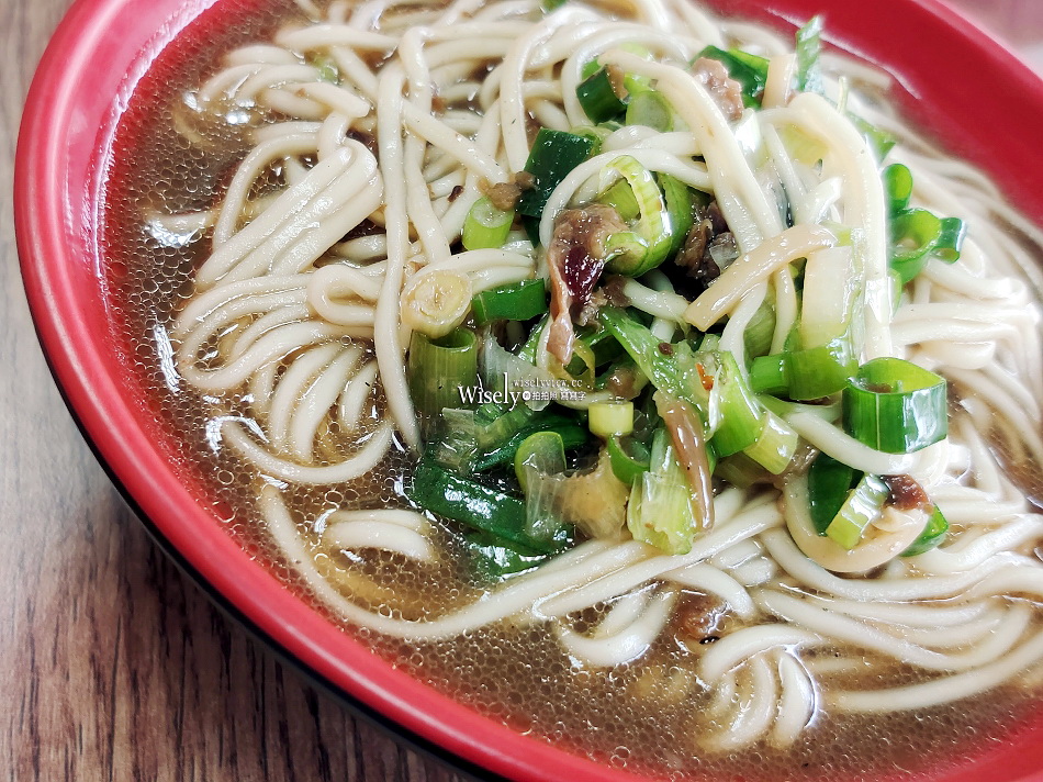 四城無名牛雜湯︱宜蘭礁溪低調美食︱蝦仁水餃.魯肉飯.煙燻豬耳朵 四城無名牛雜湯︱宜蘭礁溪低調美食︱蝦仁水餃.魯肉飯.煙燻豬耳朵