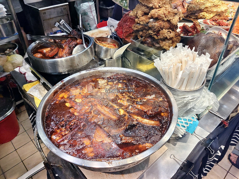 祥滿速食餐坊︱海鮮火鍋.炒飯蒸魚︱台大水源市場便當︱捷運公館站 祥滿速食餐坊︱海鮮火鍋.炒飯蒸魚︱台大水源市場便當︱捷運公館站