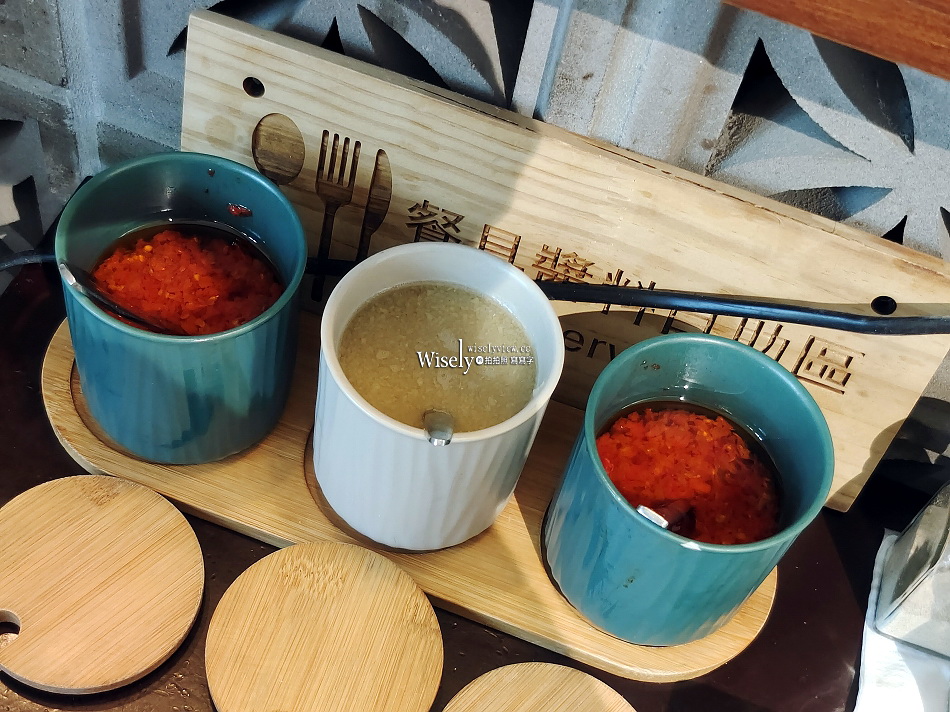 露店蘇來傳︱萬華蘇家肉圓油粿︱米其林推薦80年老店︱捷運龍山寺站