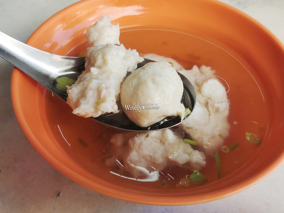 金仙魚丸︱大稻埕迪化街永樂市場︱蝦捲.魚丸湯.滷肉飯.排骨飯︱捷運北門站 金仙魚丸︱大稻埕迪化街永樂市場︱蝦捲.魚丸湯.滷肉飯.排骨飯︱捷運北門站
