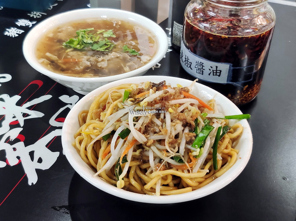 胖妞肉羹︱北投中繼市場美食︱南部辧桌口味︱肉羹.大麵炒︱捷運北投站