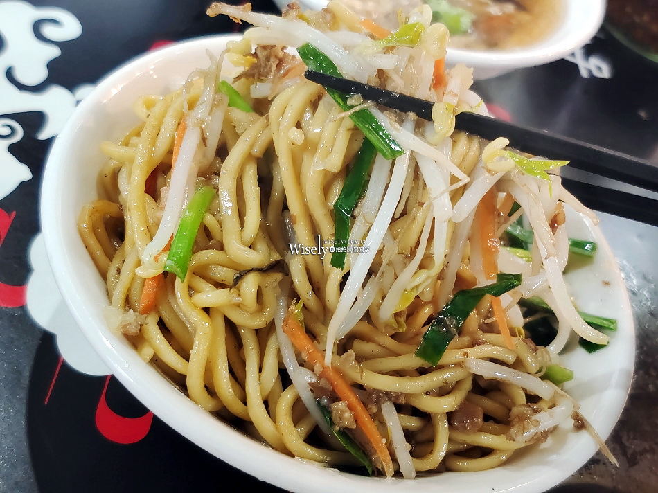 胖妞肉羹︱北投中繼市場美食︱南部辧桌口味︱肉羹.大麵炒︱捷運北投站