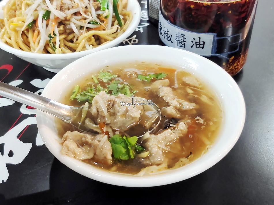 胖妞肉羹︱北投中繼市場美食︱南部辧桌口味︱肉羹.大麵炒︱捷運北投站