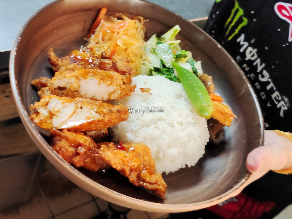 曼谷燒.泰式主菜餐盒︱台大公館水源市場︱可免費續飯乙次︱捷運公館站 曼谷燒.泰式主菜餐盒︱台大公館水源市場︱可免費續飯乙次︱捷運公館站