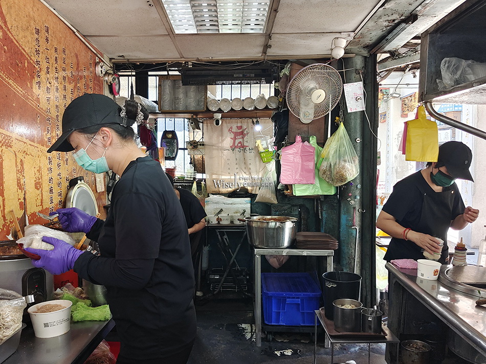 一甲子餐飲︱台北米其林必比登︱焢肉飯.刈包.豬腸豬血湯︱捷運龍山寺站