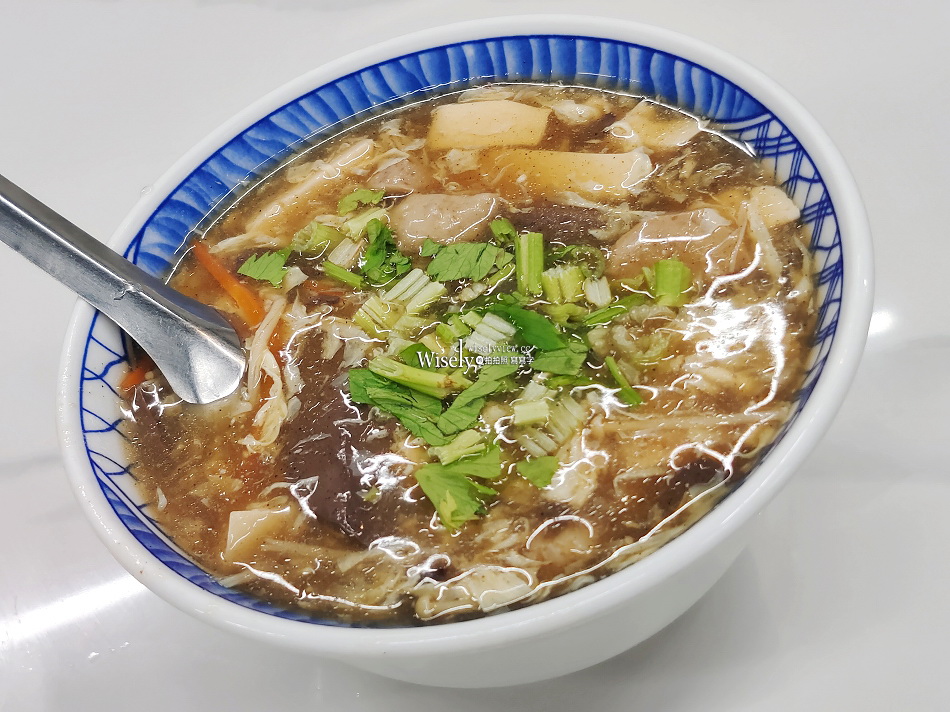 眷村味食房︱北門小吃︱水餃.酸辣湯.香菜捲︱宜蘭市美食